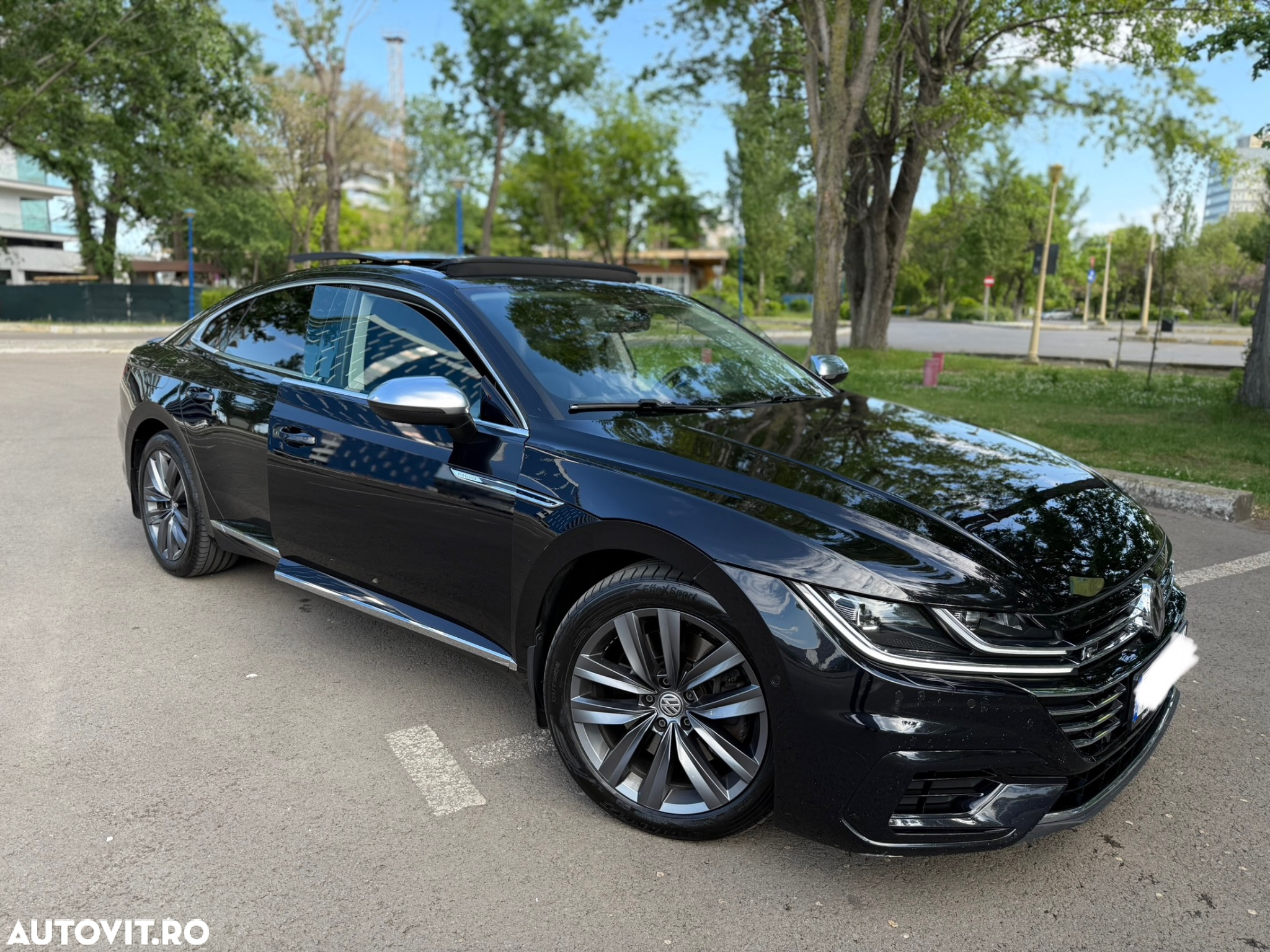 Volkswagen ARTEON 2.0 TDI DSG 4Motion R-Line - 10
