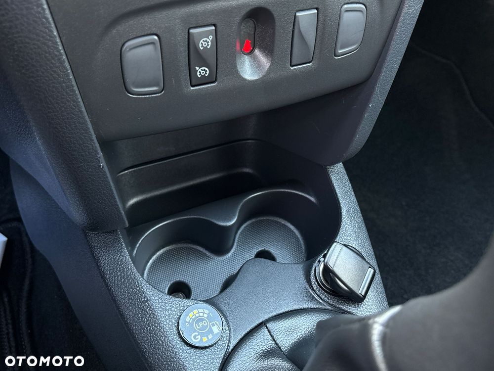 Dacia Sandero Stepway TCe 100 Prestige - 17