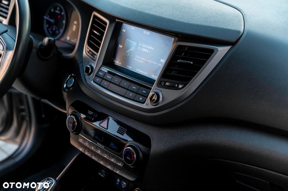 Hyundai Tucson blue 1.7 CRDi 2WD Style - 27