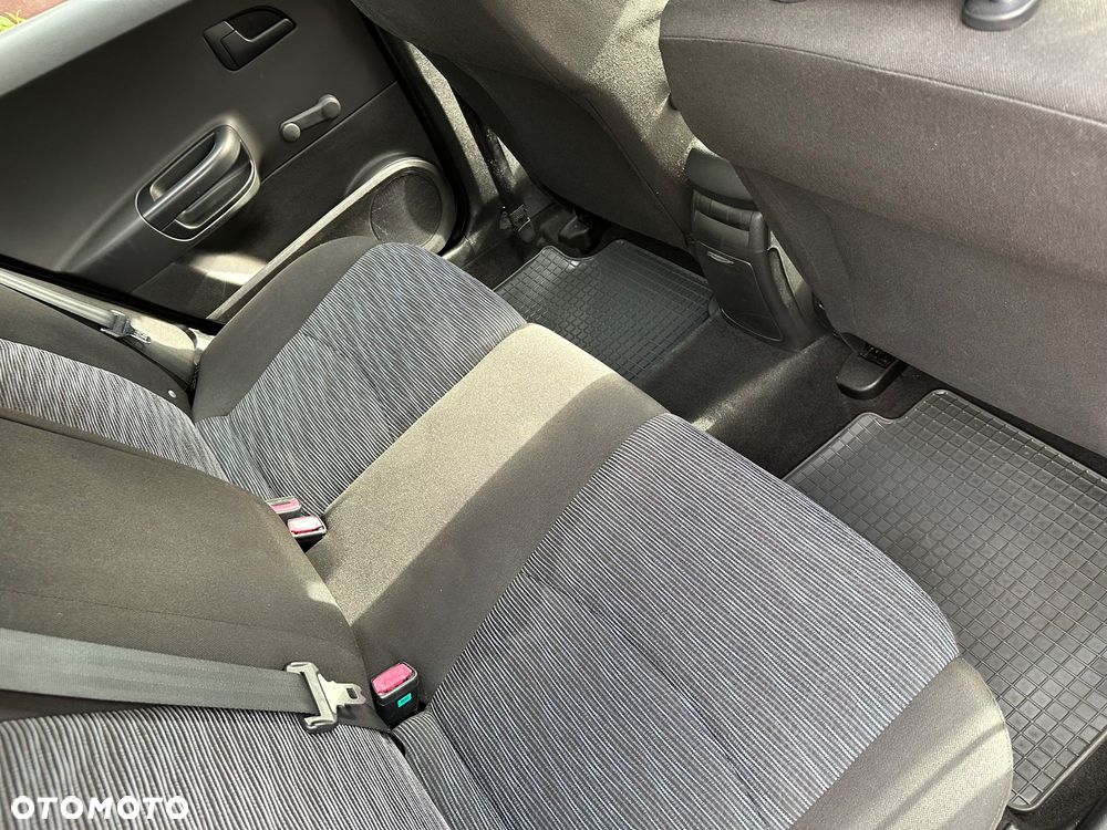 Kia Ceed - 15