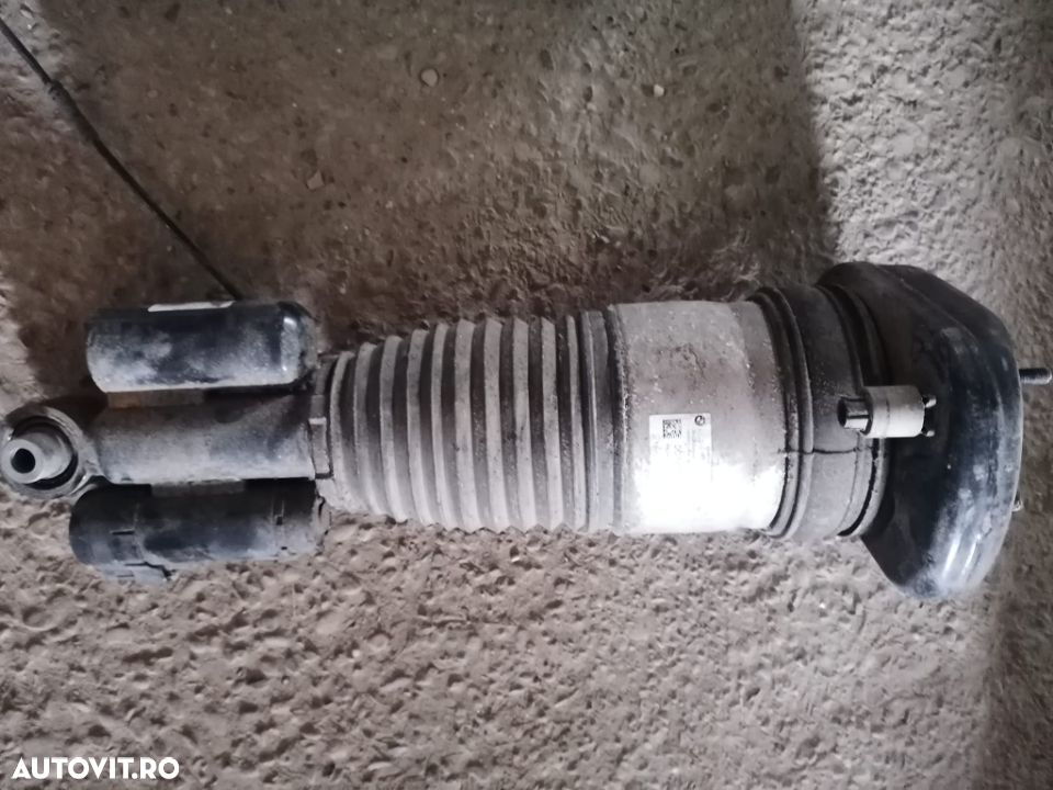 Perne aer cu amortizor spate bmw seria 5 g30, g31 2017 756882823(4)07 - 2