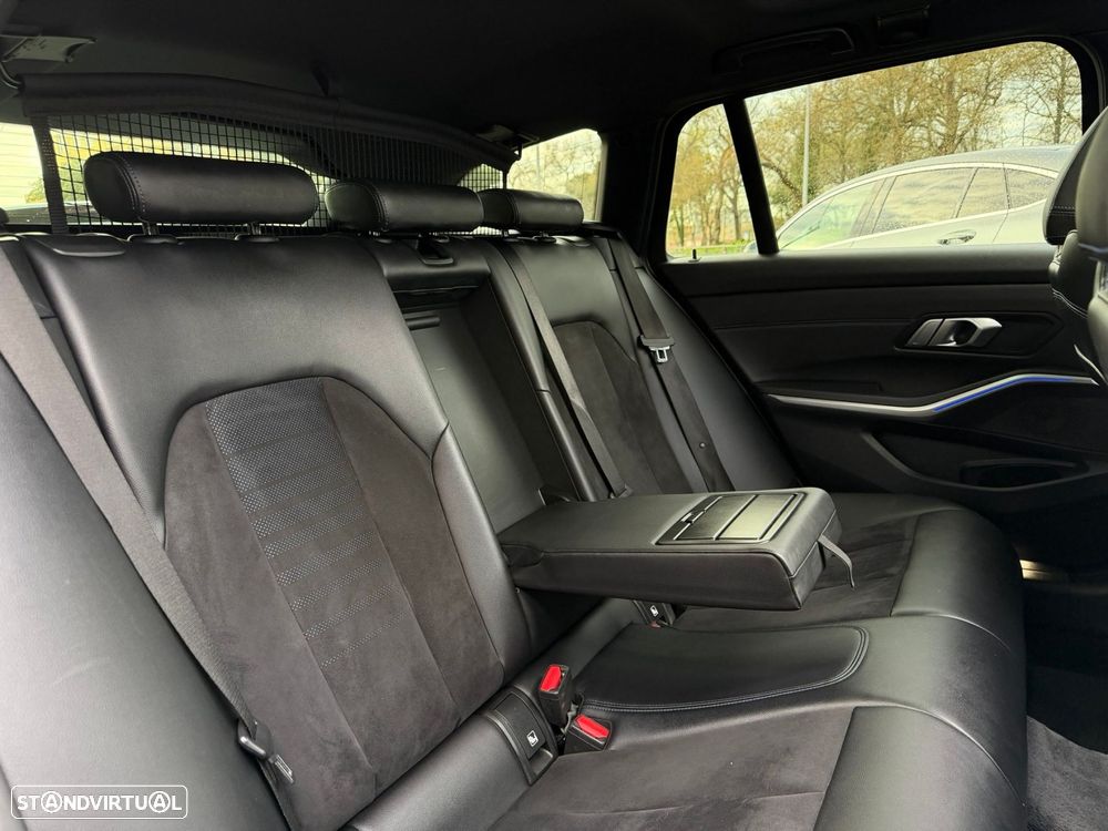 BMW 320 d Pack M Auto - 22