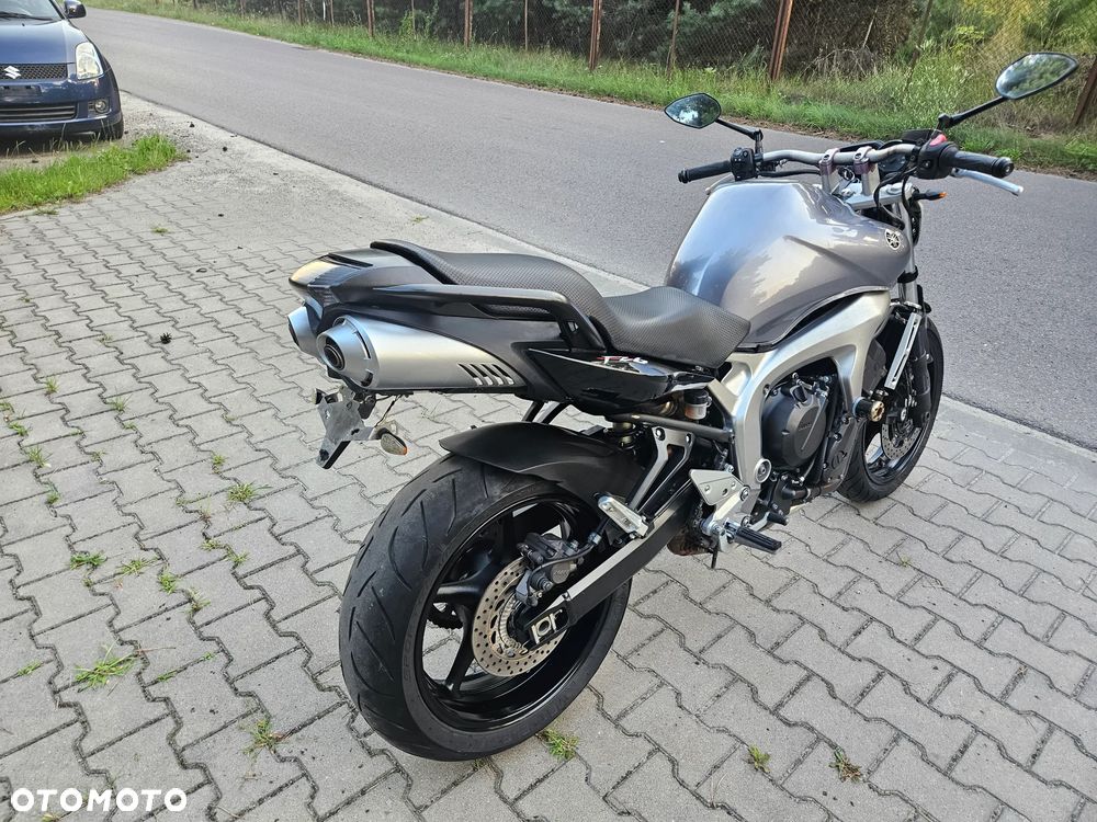 Yamaha FZ6 - 13