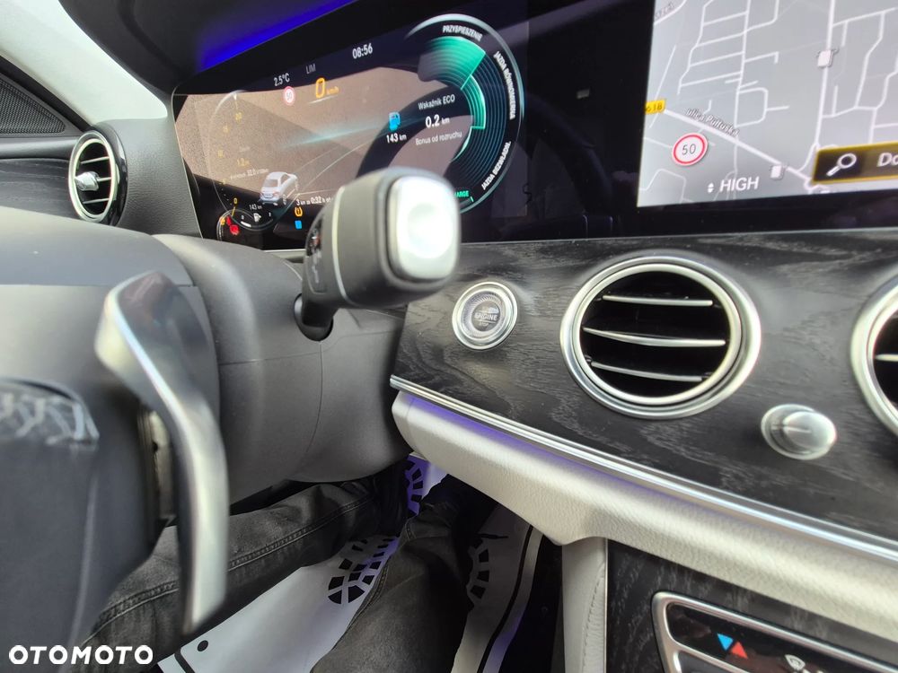 Mercedes-Benz Klasa E 200 AMG/Avantgarde - 38