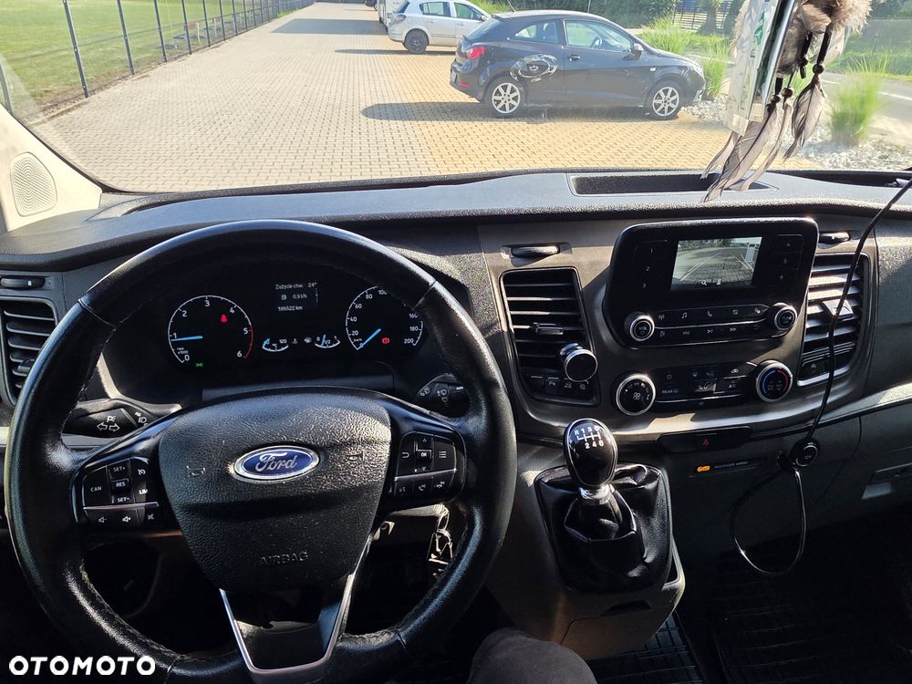 Ford Tourneo Custom 320 L2H1 VA MH Ambiente - 28