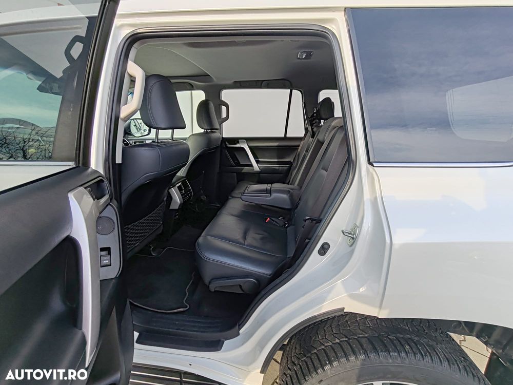 Toyota Land Cruiser 2.8 D-4D Automatik Comfort - 6