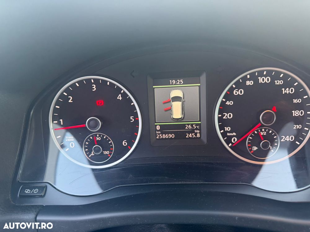 Volkswagen Tiguan 2.0 TDI DPF BMT Trend&Fun - 8