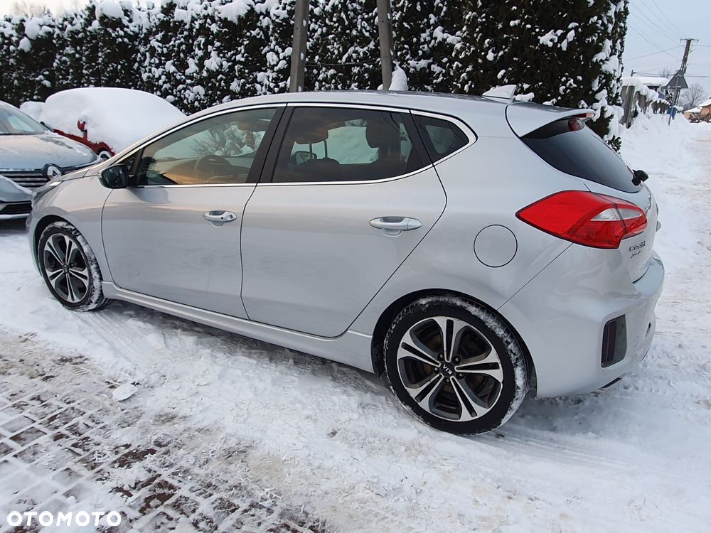 Kia Ceed 1.6 CRDi M - 3