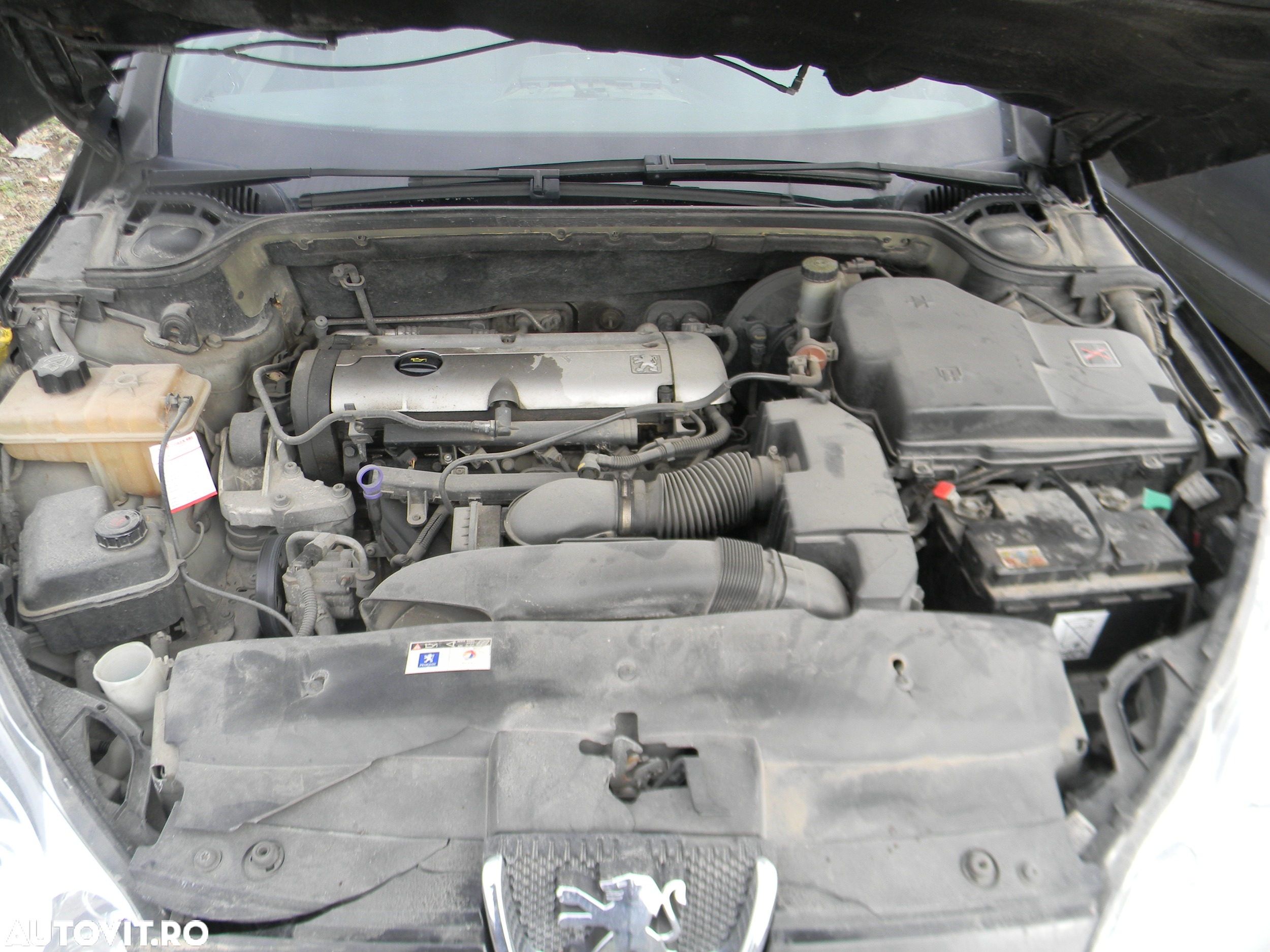 Dezmembrari  Peugeot 407  2004  > 0000 1.8 Benzina - 9