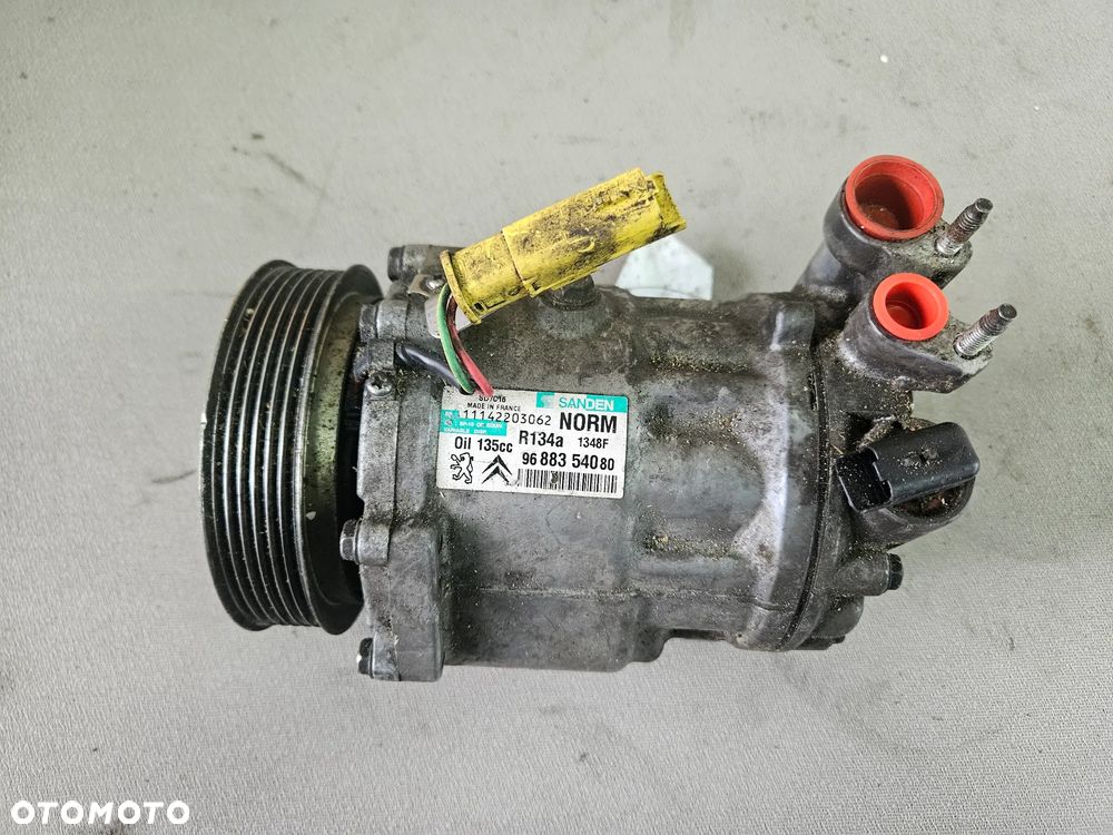 Sprężarka kompresor klimatyzacji Citroen C4 C5 Peugeot 308 508 1,6 HDI 16V 9688354080 - 1