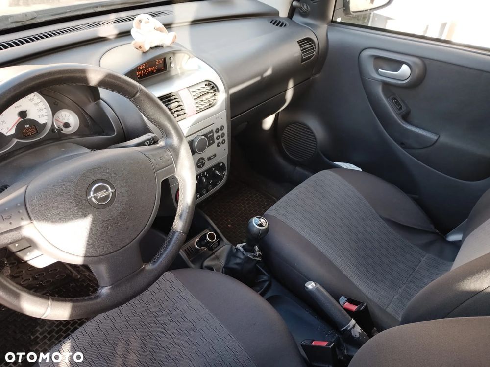 Opel Corsa 1.2 16V Enjoy - 7