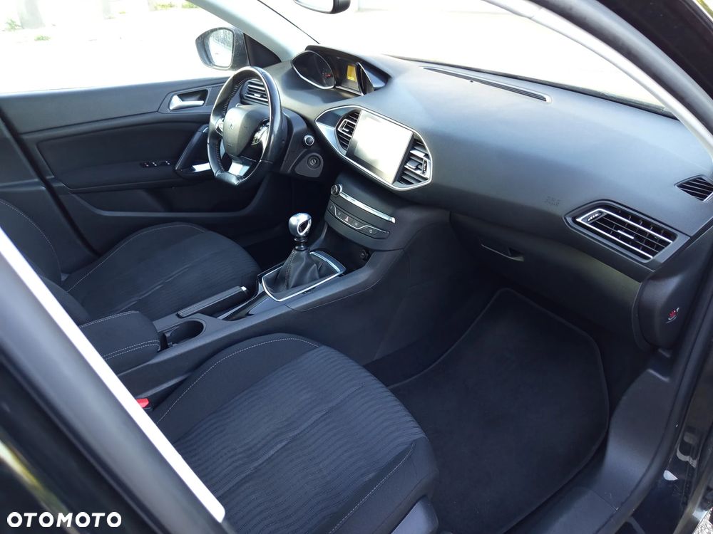 Peugeot 308 - 10