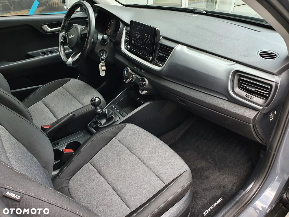 Kia Stonic 1.2 M - 10