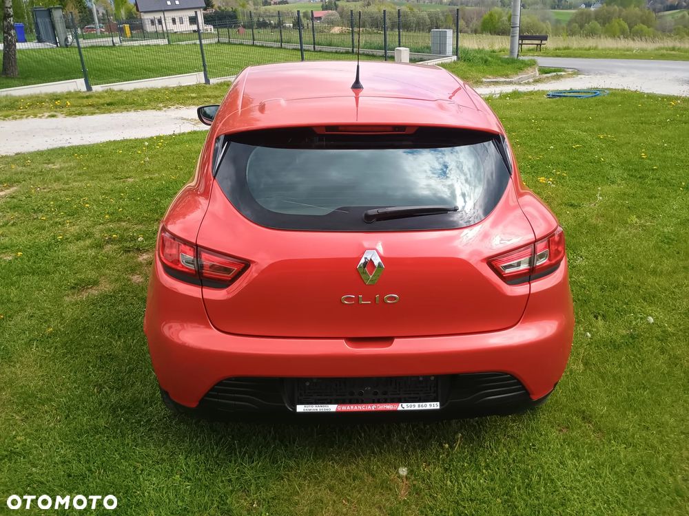 Renault Clio 1.2 16V 75 LIMITED - 9