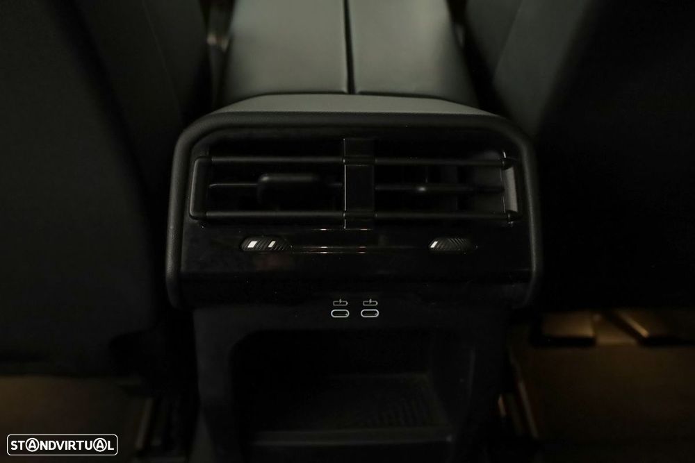BMW 530 e Pack Desportivo M - 24