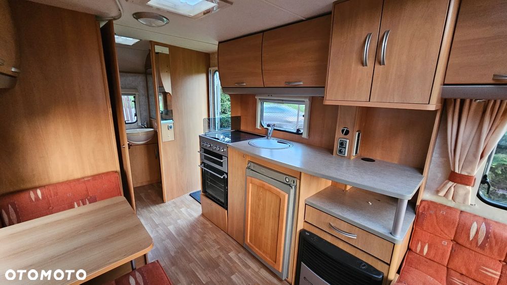 SWIFT Charisma 560 - 9