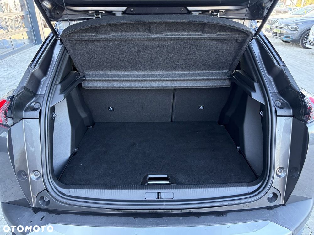 Peugeot 2008 - 11