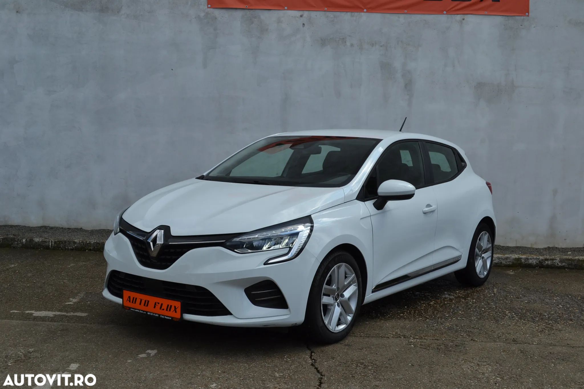 Renault Clio BLUE dCi 85 BUSINESS EDITION - 1