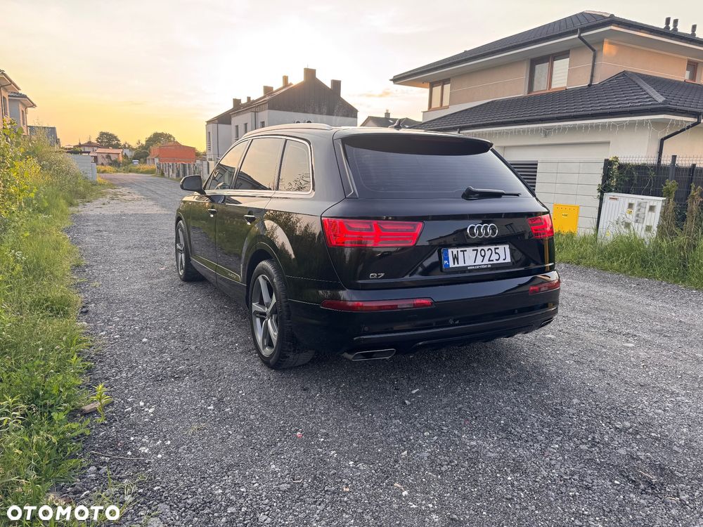 Audi Q7 - 13