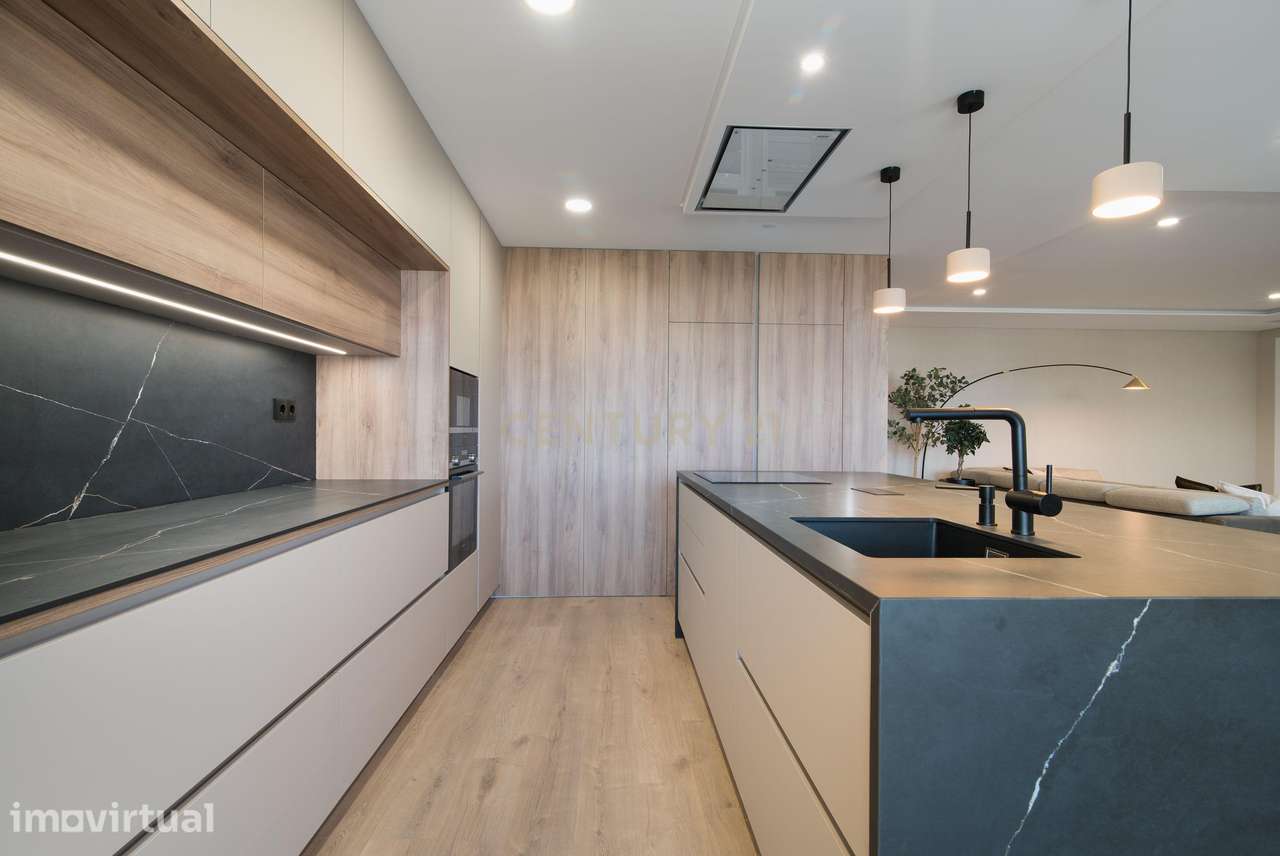 Apartamento T4 Duplex | Portas da Cidade | Montijo - Grande imagem: 2/60