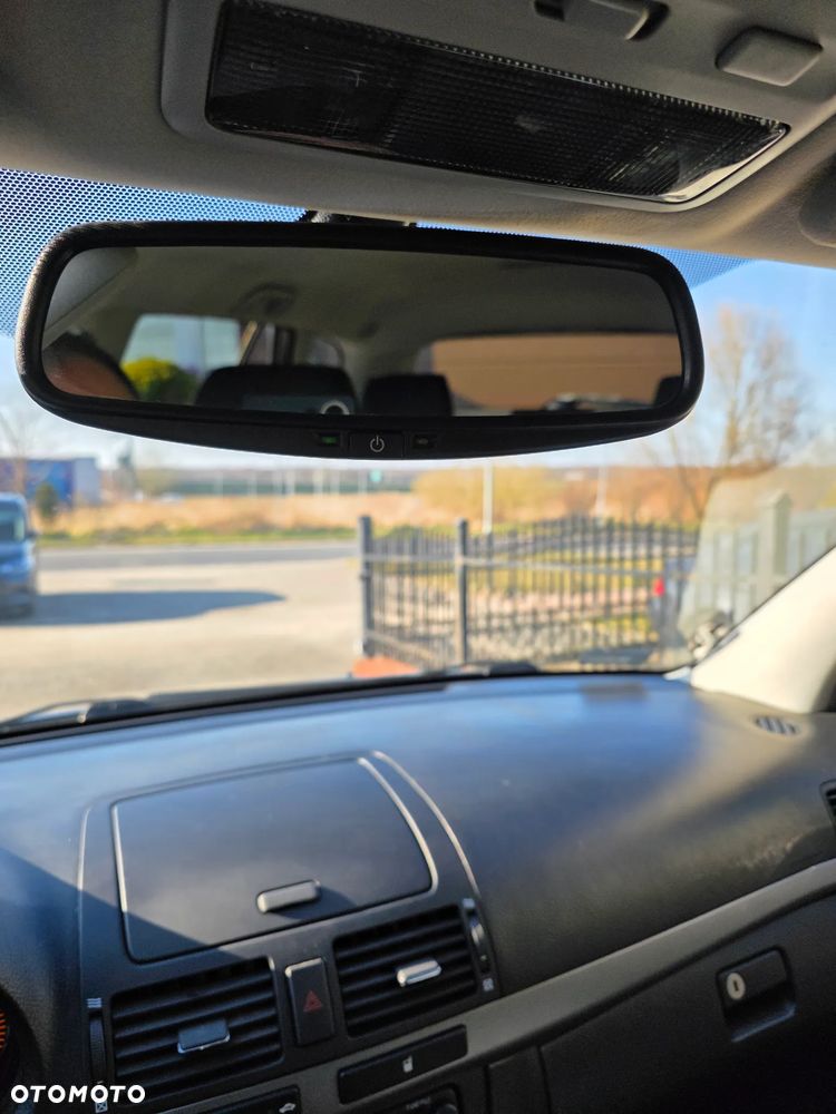 Toyota Avensis 2.0 D-4D Sol plus+NAVI - 10