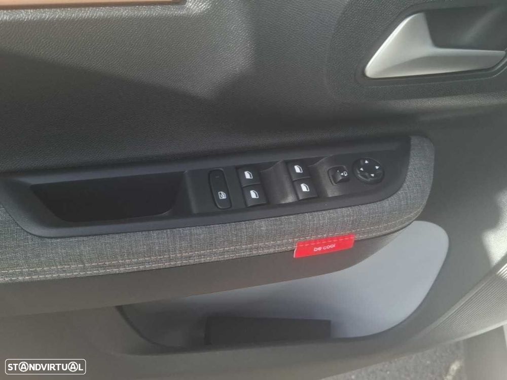 Citroën e-C3 Aircross - 12
