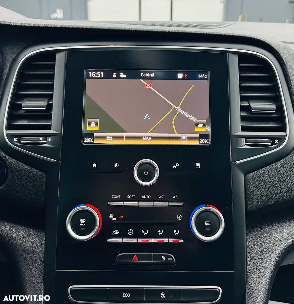 Renault Megane ENERGY TCe 130 LIMITED - 24