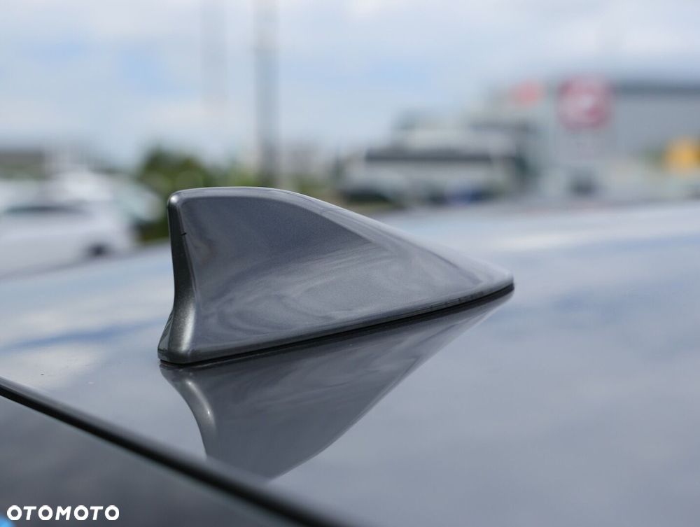 Toyota Camry - 11