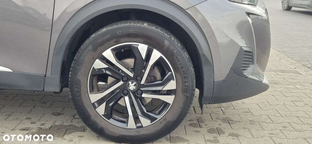 Peugeot 2008 PureTech 130 Allure S&S EAT8 - 37