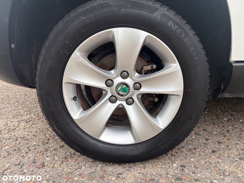 Skoda Yeti 2.0 TDI Elegance Green tec - 12