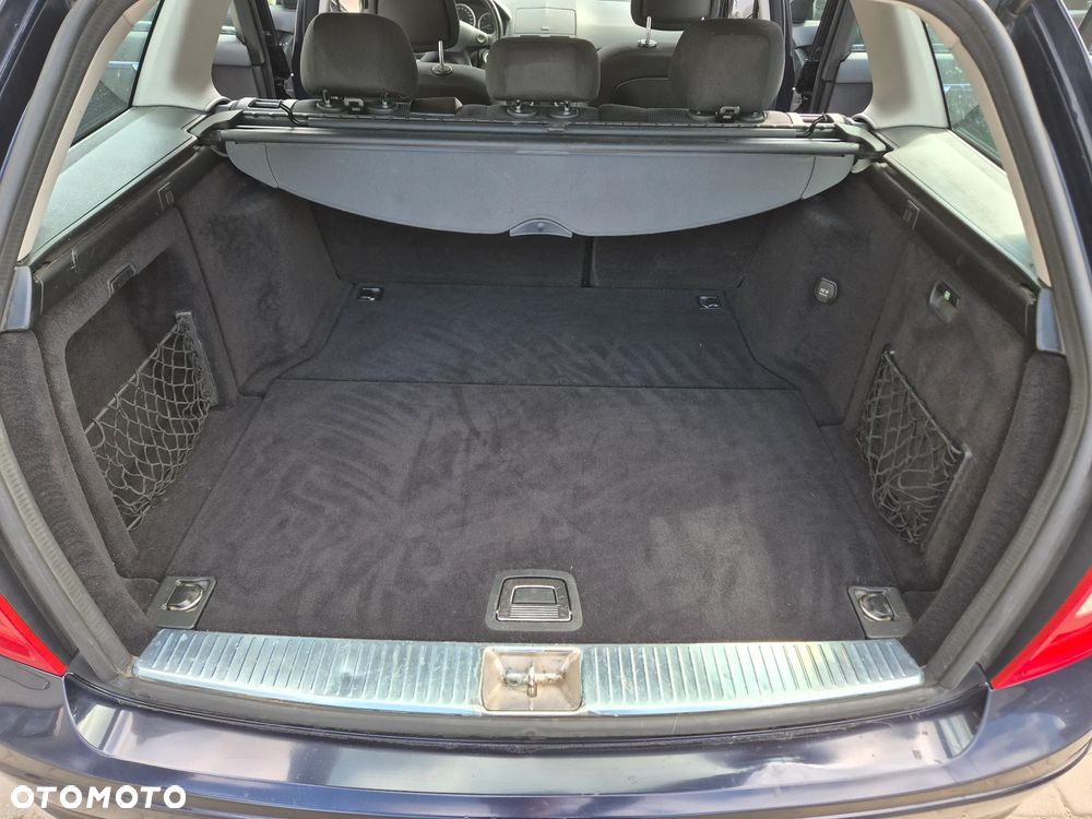 Mercedes-Benz Klasa C 200 CDI Classic - 9