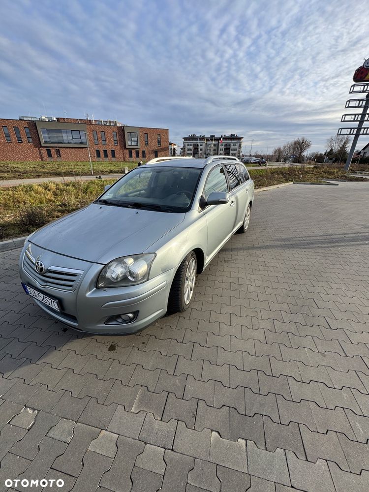 Toyota Avensis 2.0 D-4D - 2