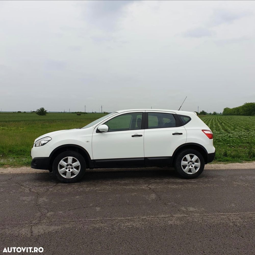Nissan Qashqai - 2