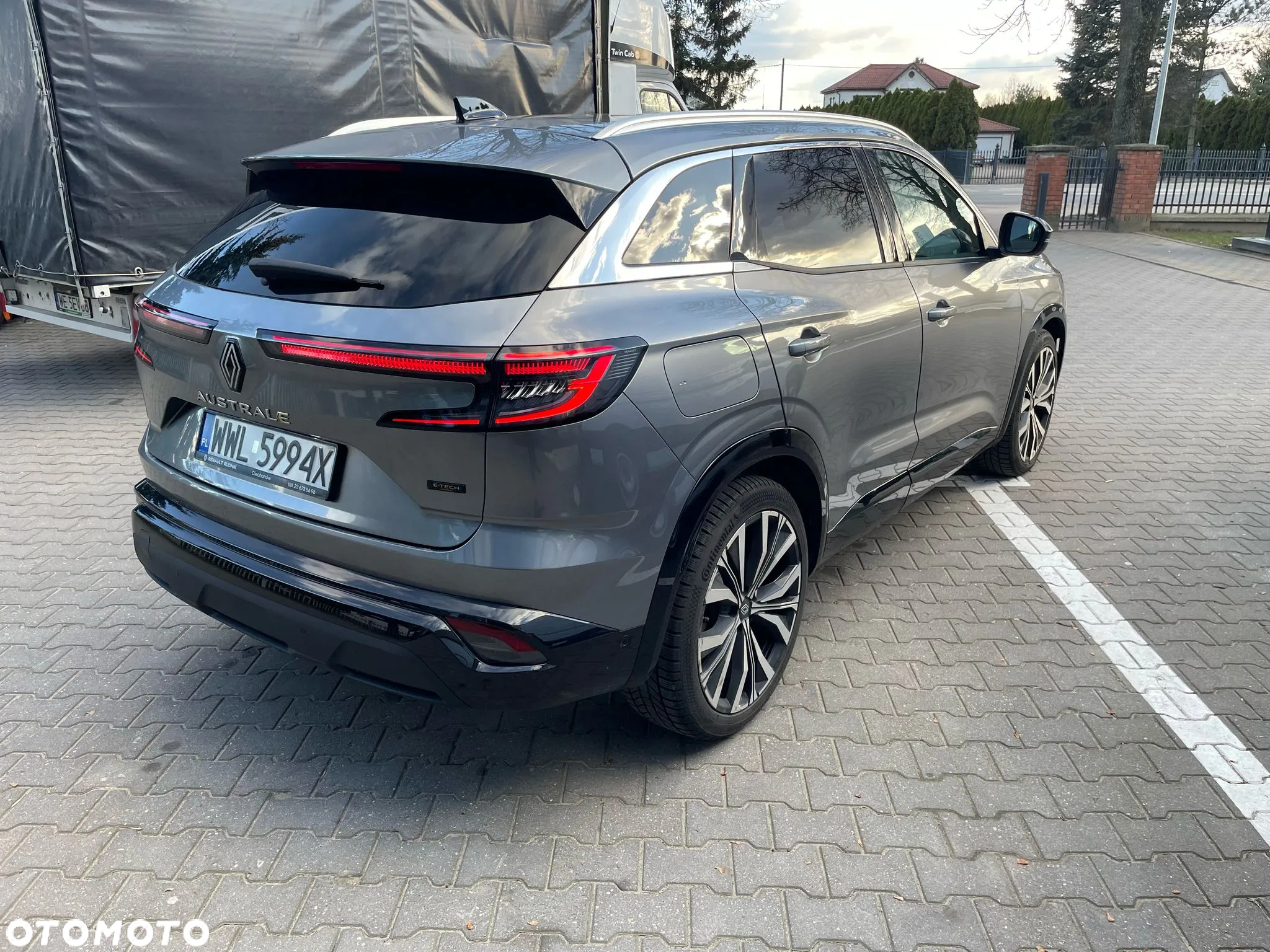 Renault Austral 1.2 E-Tech Full Hybrid 200 Iconic MMT - 11