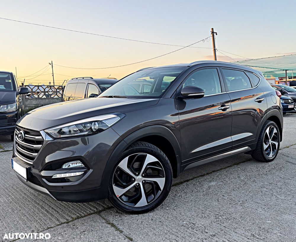 Hyundai Tucson 2.0 CRDI 4WD 6MT Premium - 2