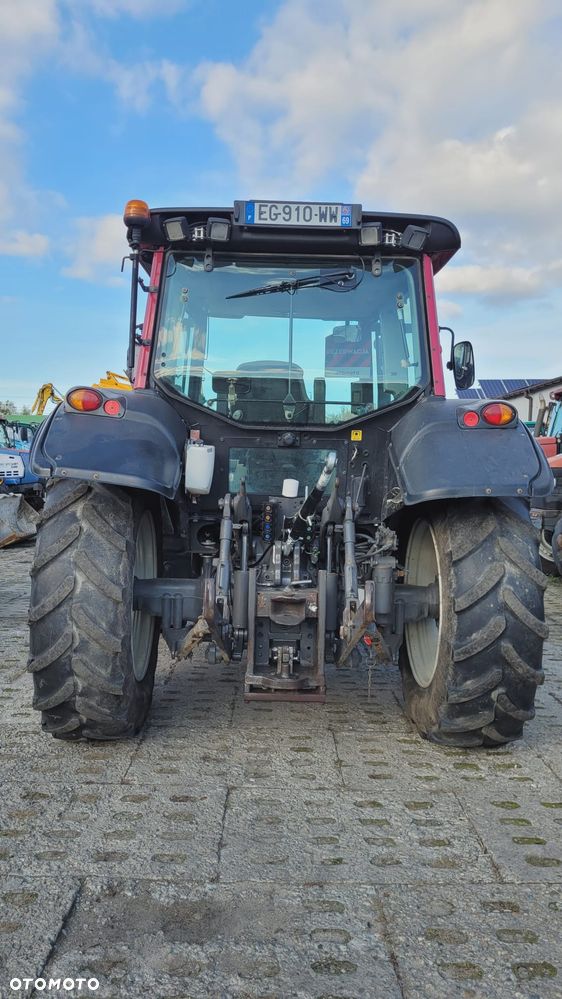 Valtra N93 - 6