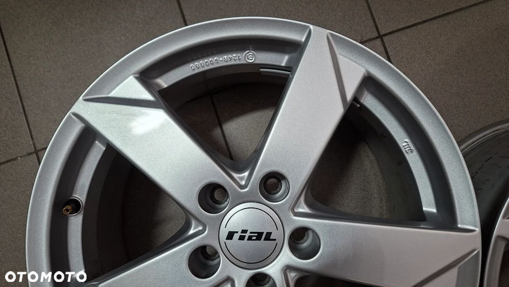 Felgi Aluminiowe 17 Audi A4 B7 5x112 ET 38 Rial Kodak - 13