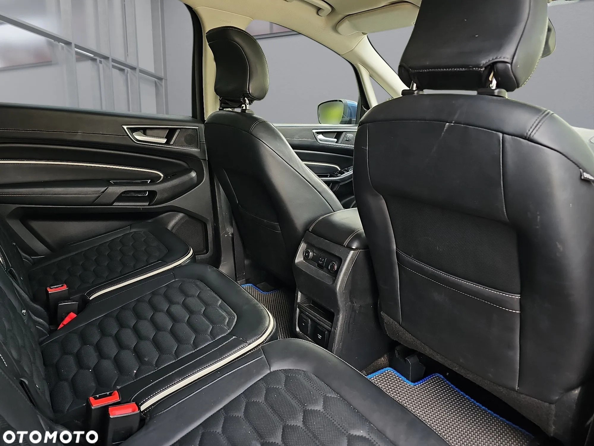 Ford S-Max 2.0 EcoBlue Twin-Turbo Vignale - 29