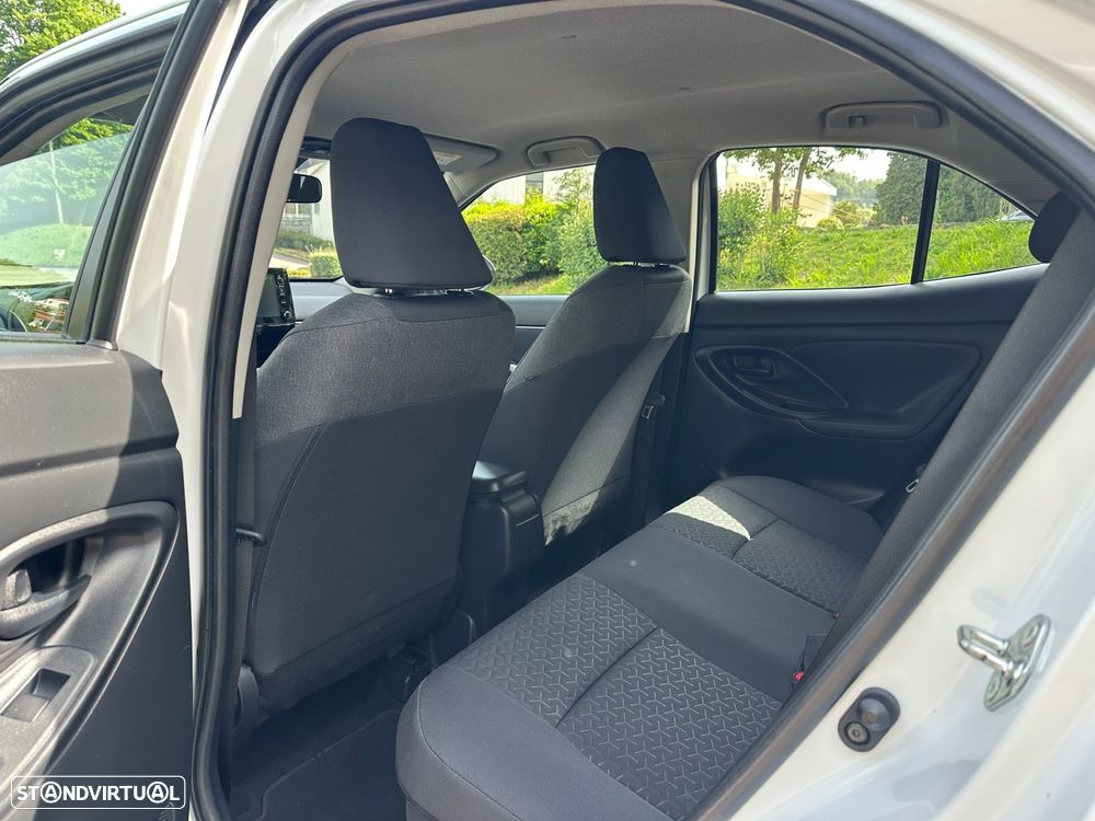 Toyota Yaris Cross 1.5 HDF Comfort Plus - 15