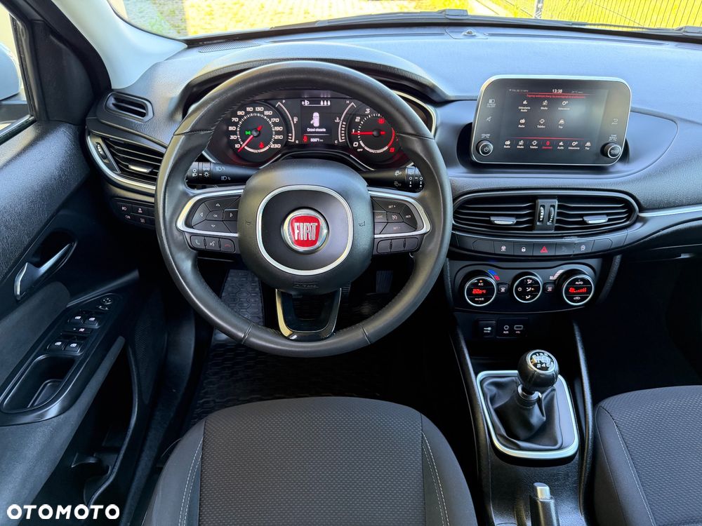 Fiat Tipo 1.4 T-Jet 16v Lounge - 19