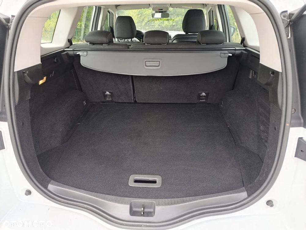 Renault Grand Scenic - 22
