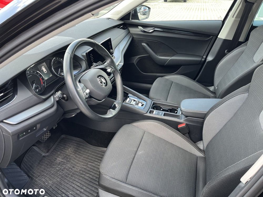 Skoda Octavia 2.0 TDI Ambition DSG - 10