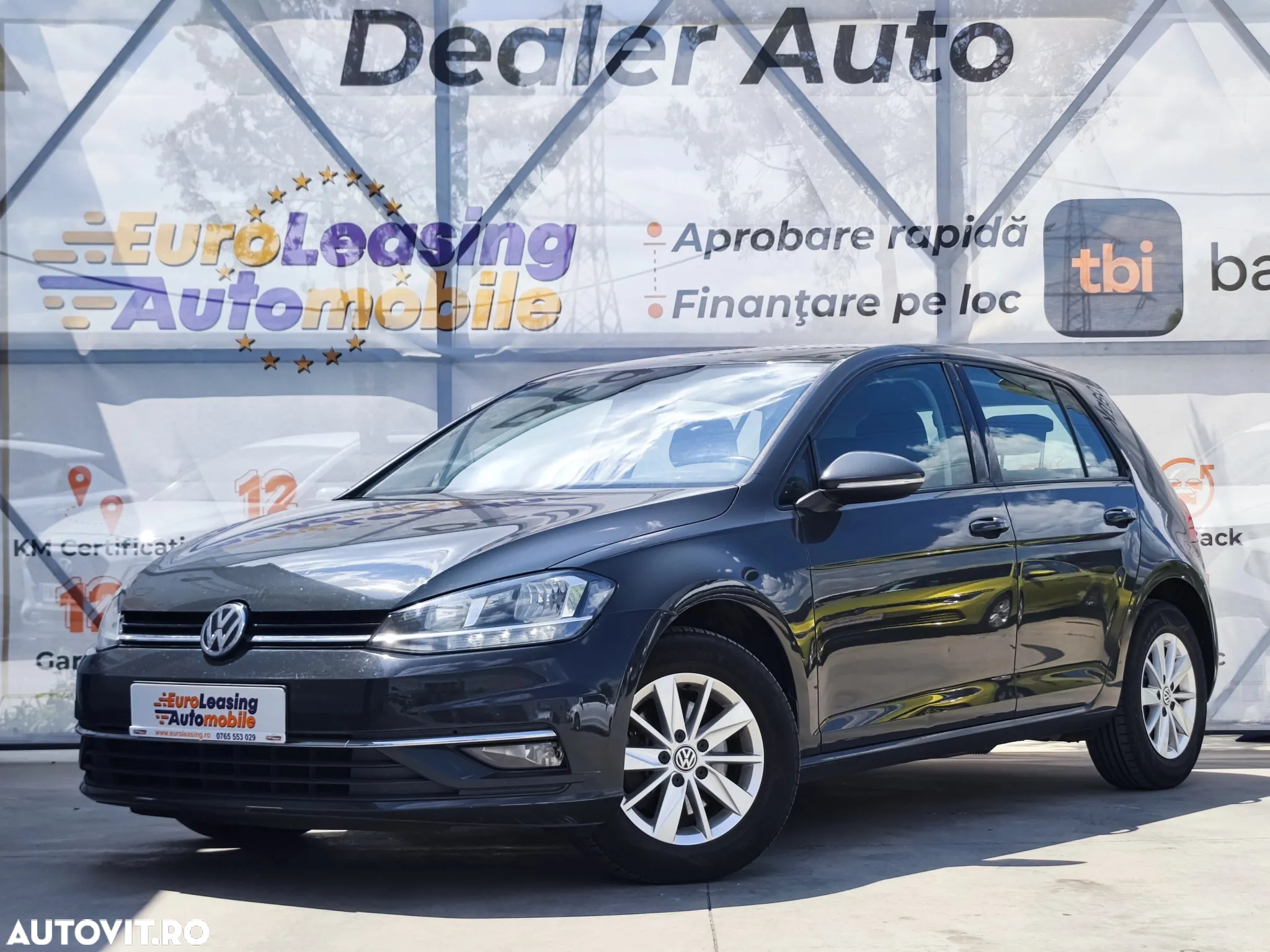 Volkswagen Golf 1.6 TDI Comfortline - 2