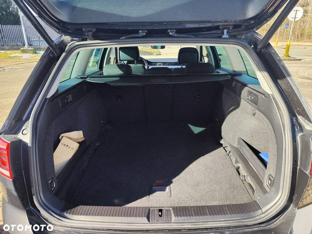 Volkswagen Passat Variant 1.5 TSI EVO Business DSG - 31
