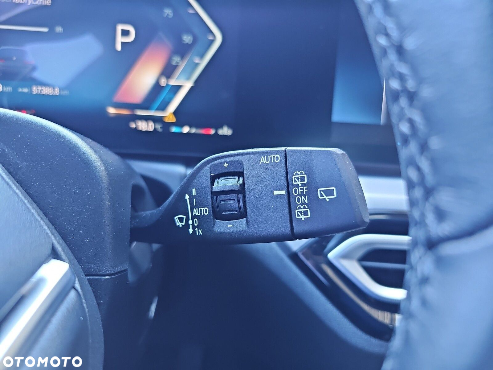 BMW Seria 3 318i - 15