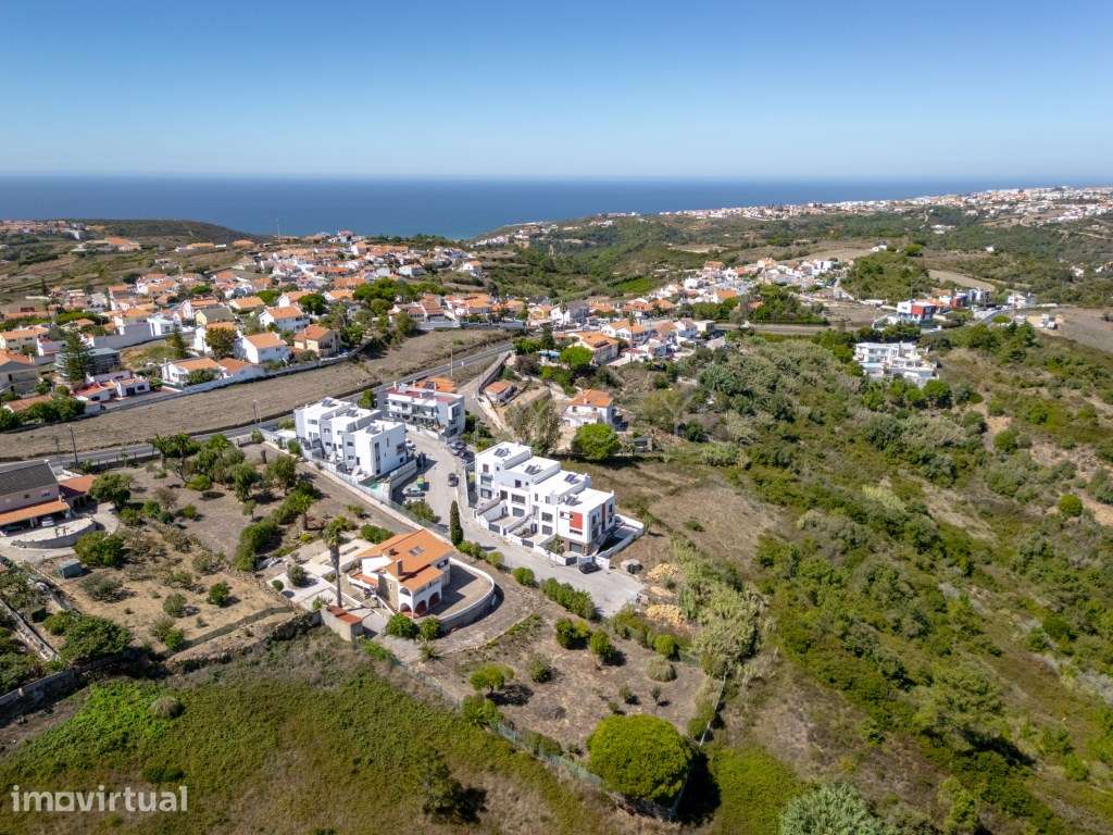 Moradia Geminada T3+1 Contemporânea com Vistas de Campo | Carvoeira... - Grande imagem: 5/60