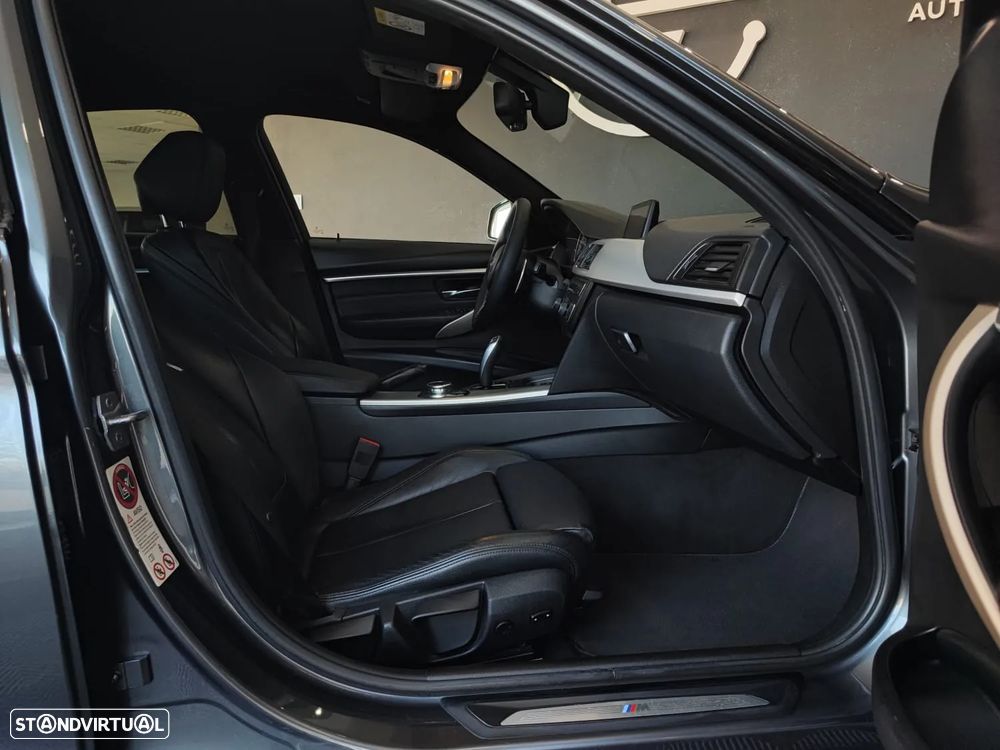 BMW 320 d Auto Pack M - 34