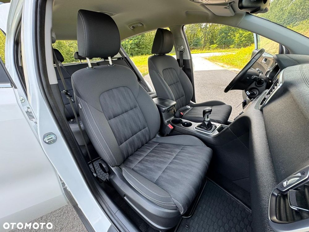 Kia Sportage 1.6 GDI 2WD DREAM-TEAM EDITION - 28