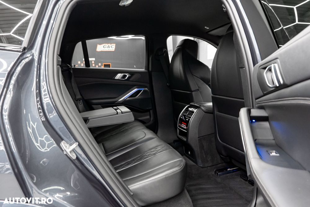 BMW X6 xDrive40i AT MHEV - 16