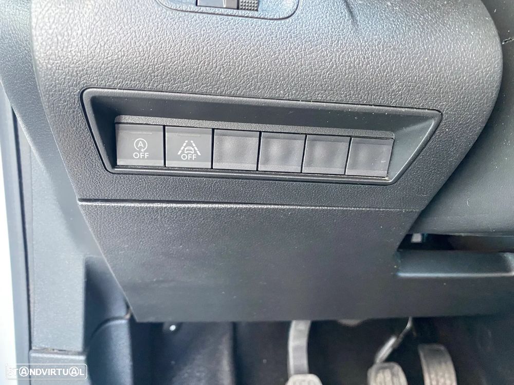 Peugeot Rifter 1.2 PureTech Active - 14